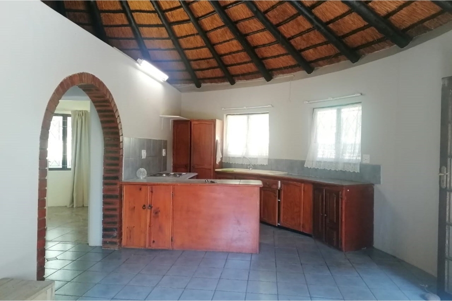2 Bedroom Property for Sale in Umtentweni KwaZulu-Natal