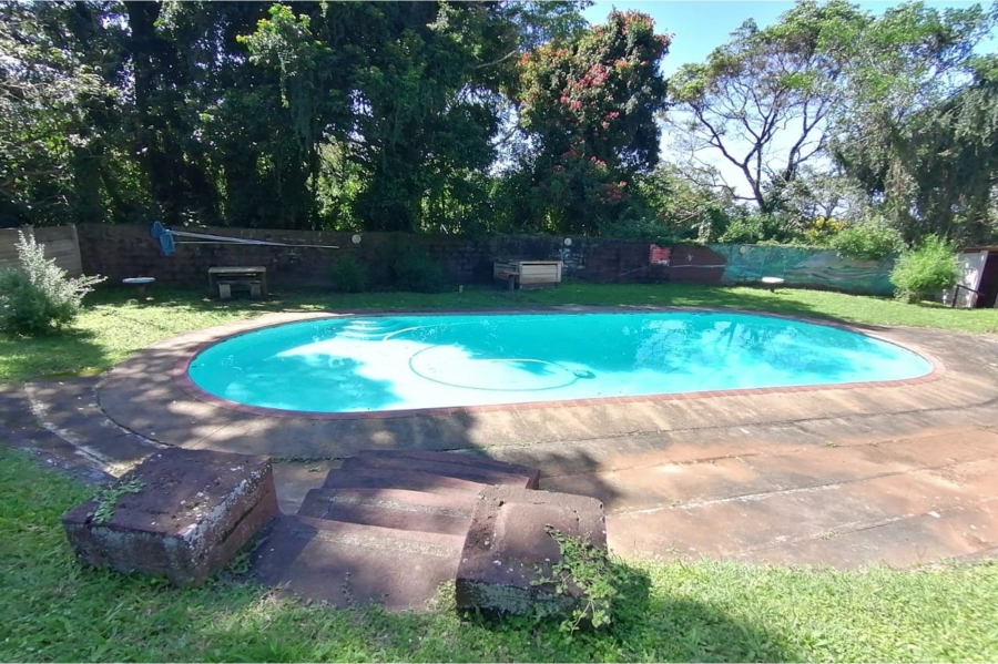 2 Bedroom Property for Sale in Umtentweni KwaZulu-Natal