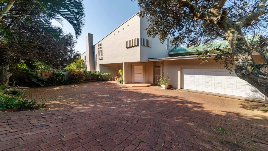 11 Bedroom Property for Sale in Sheffield Beach KwaZulu-Natal