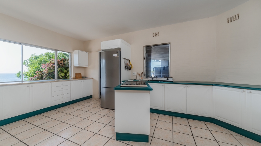 11 Bedroom Property for Sale in Sheffield Beach KwaZulu-Natal