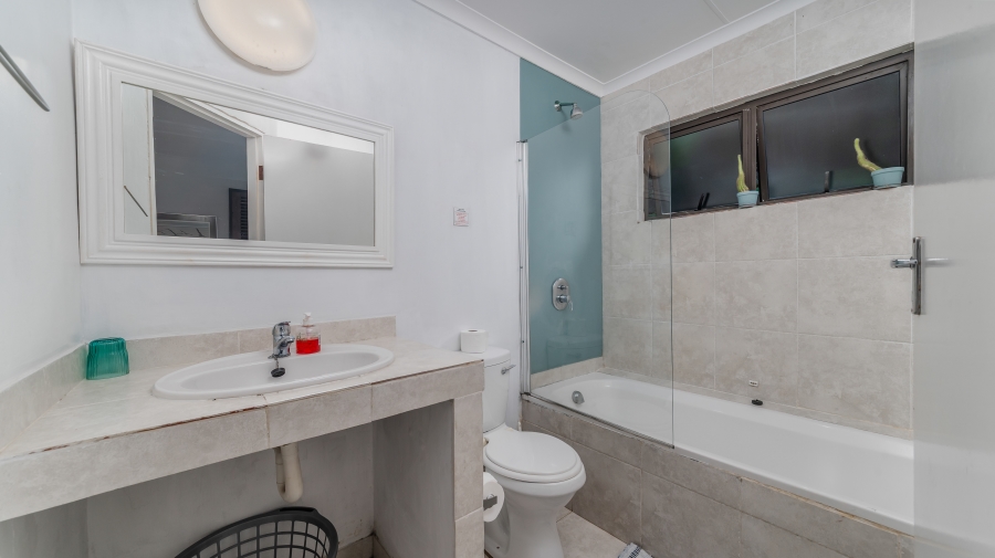 11 Bedroom Property for Sale in Sheffield Beach KwaZulu-Natal