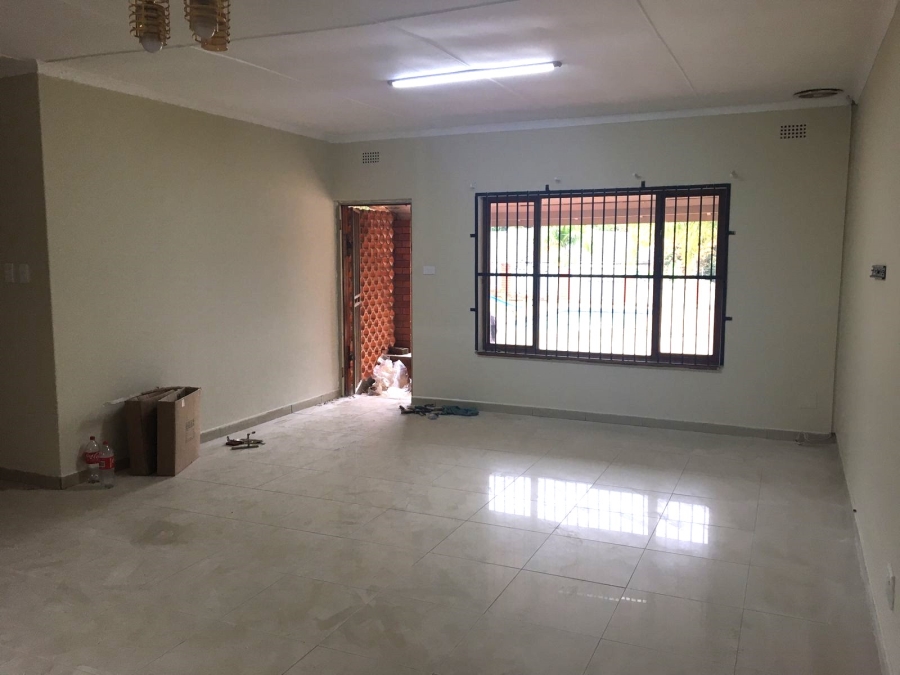 To Let 3 Bedroom Property for Rent in Richem KwaZulu-Natal