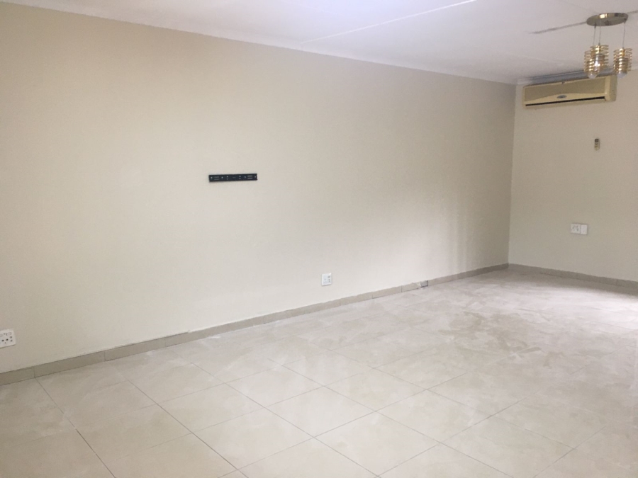 To Let 3 Bedroom Property for Rent in Richem KwaZulu-Natal