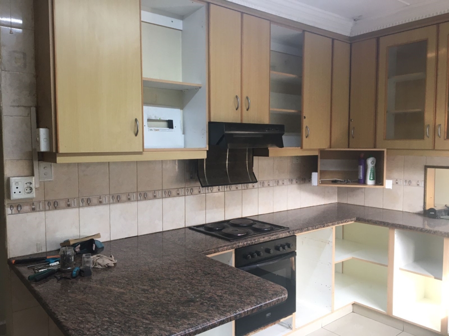 To Let 3 Bedroom Property for Rent in Richem KwaZulu-Natal