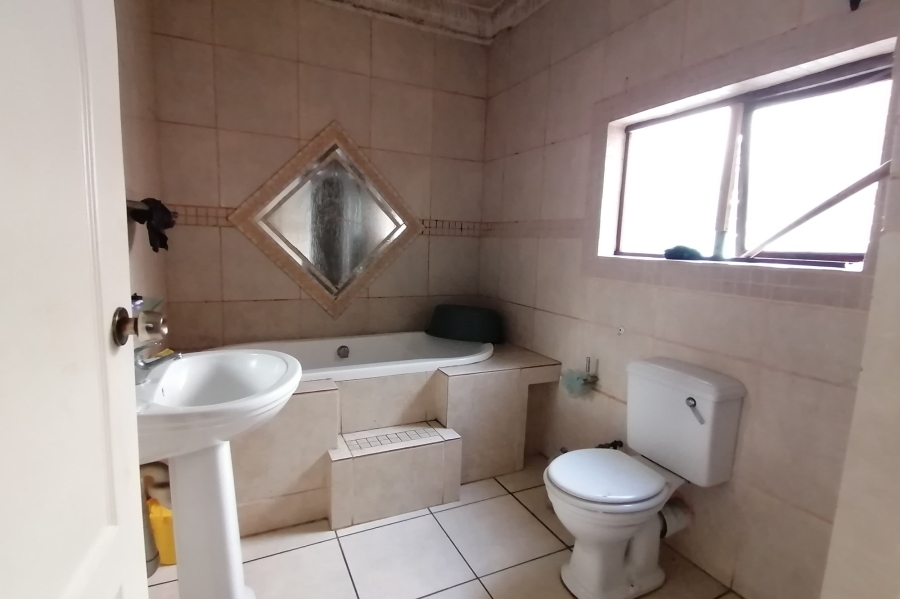 15 Bedroom Property for Sale in Margate KwaZulu-Natal
