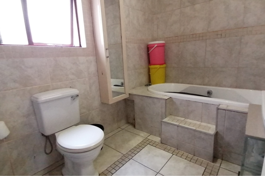 15 Bedroom Property for Sale in Margate KwaZulu-Natal