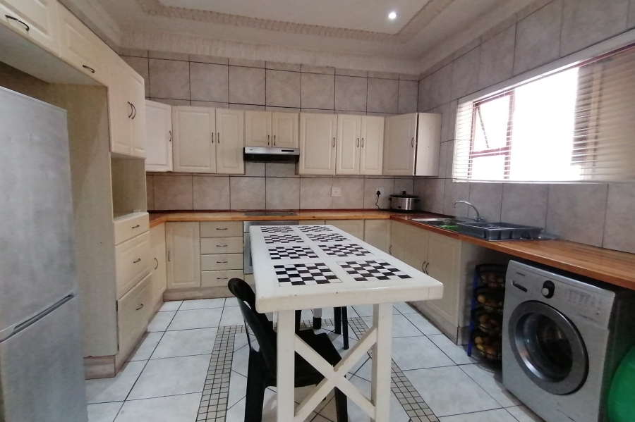 15 Bedroom Property for Sale in Margate KwaZulu-Natal