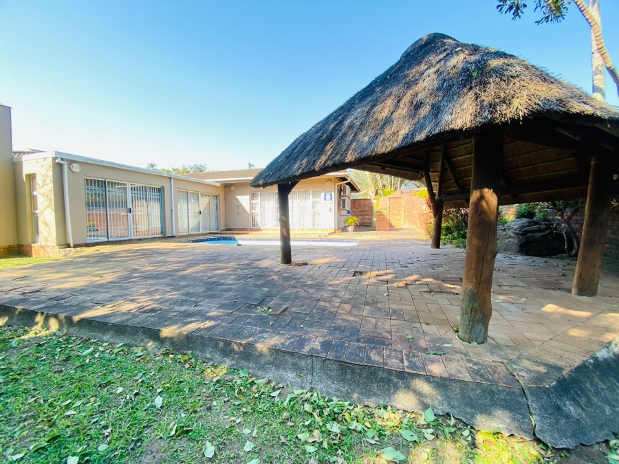 4 Bedroom Property for Sale in Meer En See KwaZulu-Natal