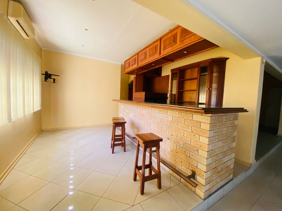 4 Bedroom Property for Sale in Meer En See KwaZulu-Natal
