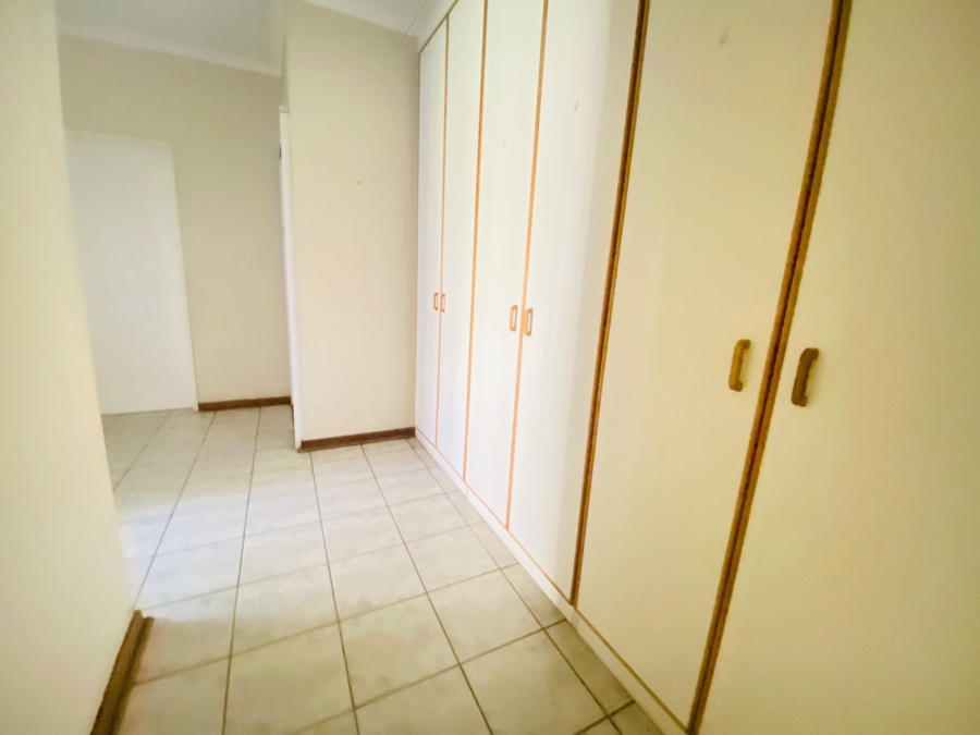 4 Bedroom Property for Sale in Meer En See KwaZulu-Natal
