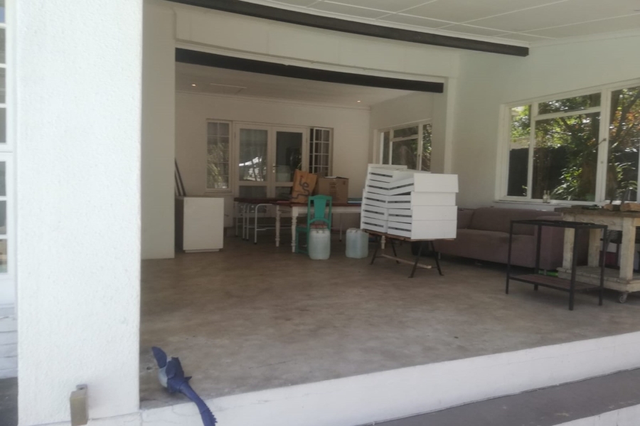 To Let 4 Bedroom Property for Rent in Durban North KwaZulu-Natal