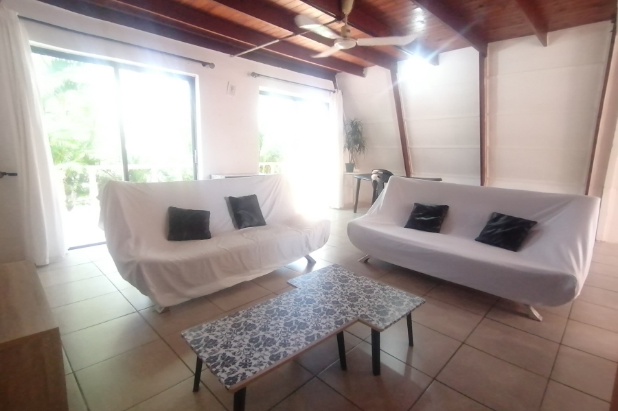 2 Bedroom Property for Sale in Hibberdene KwaZulu-Natal