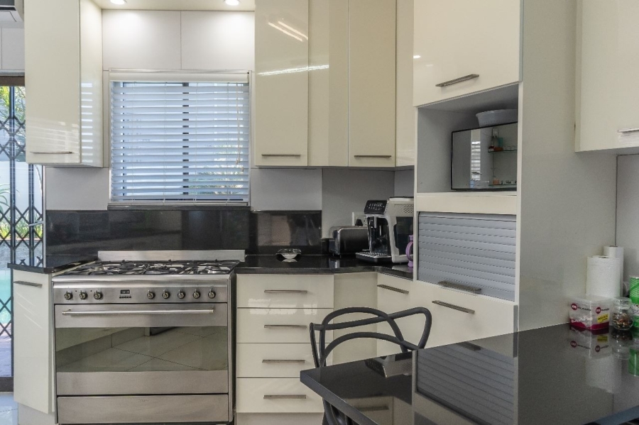 4 Bedroom Property for Sale in Ocean View KwaZulu-Natal