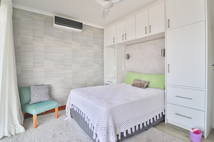 4 Bedroom Property for Sale in Ocean View KwaZulu-Natal