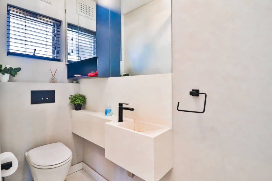 4 Bedroom Property for Sale in Ocean View KwaZulu-Natal