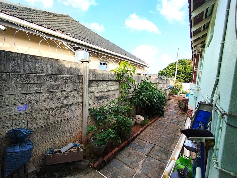 3 Bedroom Property for Sale in Glenwood KwaZulu-Natal