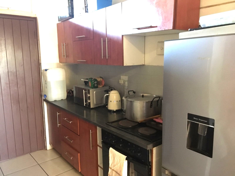 To Let 1 Bedroom Property for Rent in Empangeni Central KwaZulu-Natal