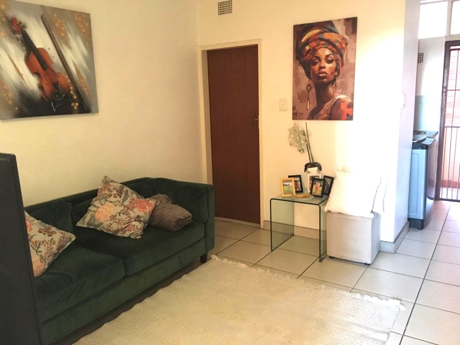 To Let 1 Bedroom Property for Rent in Empangeni Central KwaZulu-Natal