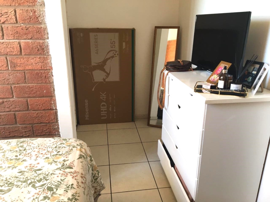To Let 1 Bedroom Property for Rent in Empangeni Central KwaZulu-Natal