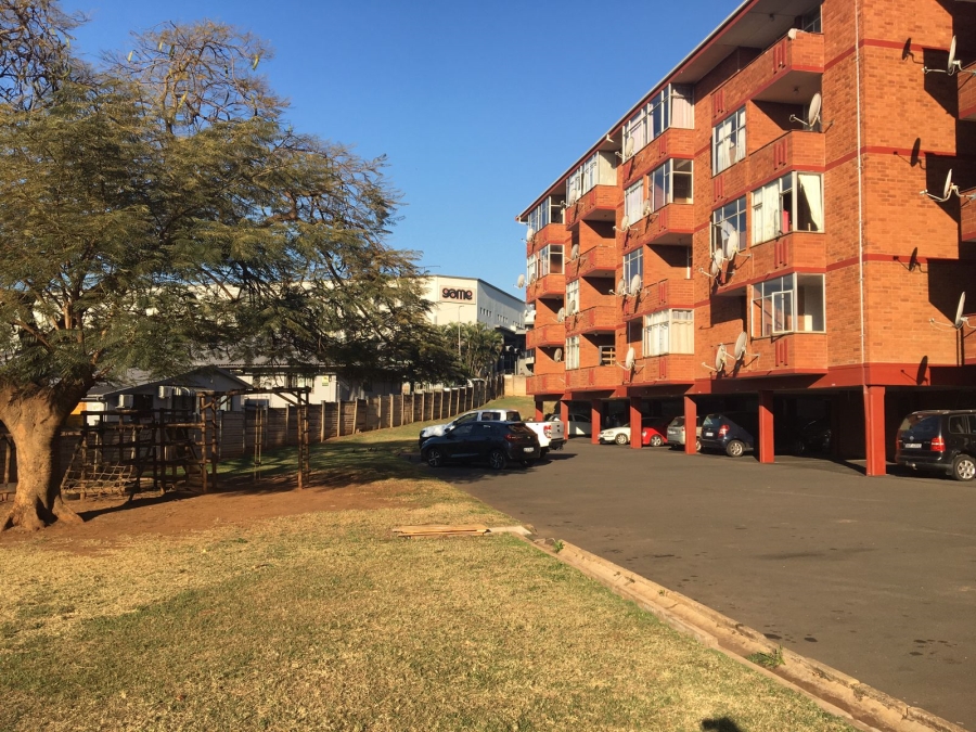 To Let 1 Bedroom Property for Rent in Empangeni Central KwaZulu-Natal
