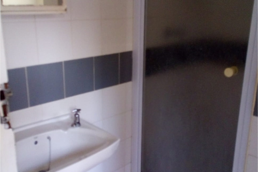 To Let 2 Bedroom Property for Rent in Port Edward KwaZulu-Natal