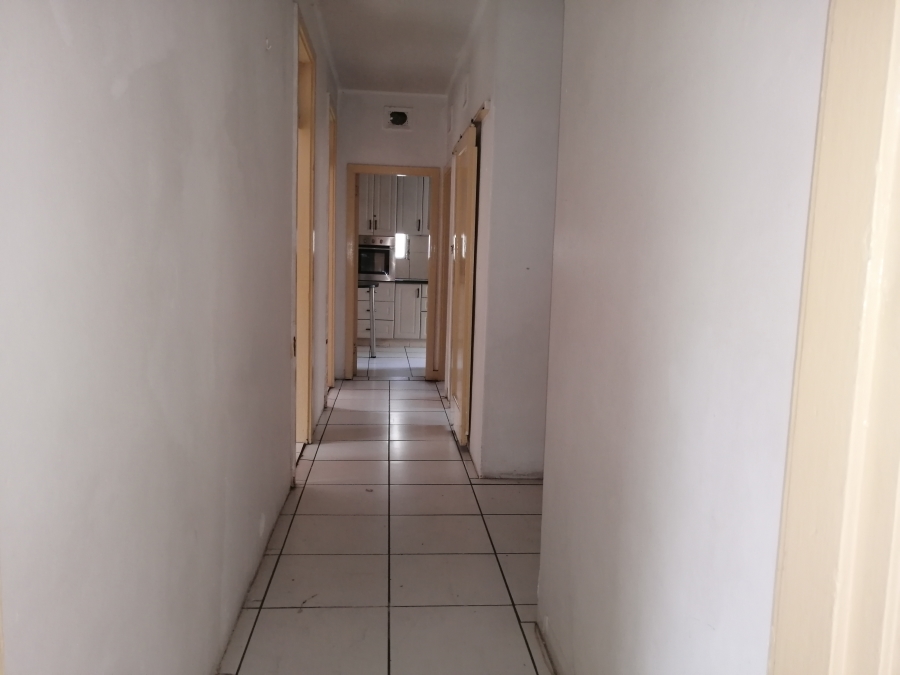 To Let 2 Bedroom Property for Rent in Umbilo KwaZulu-Natal