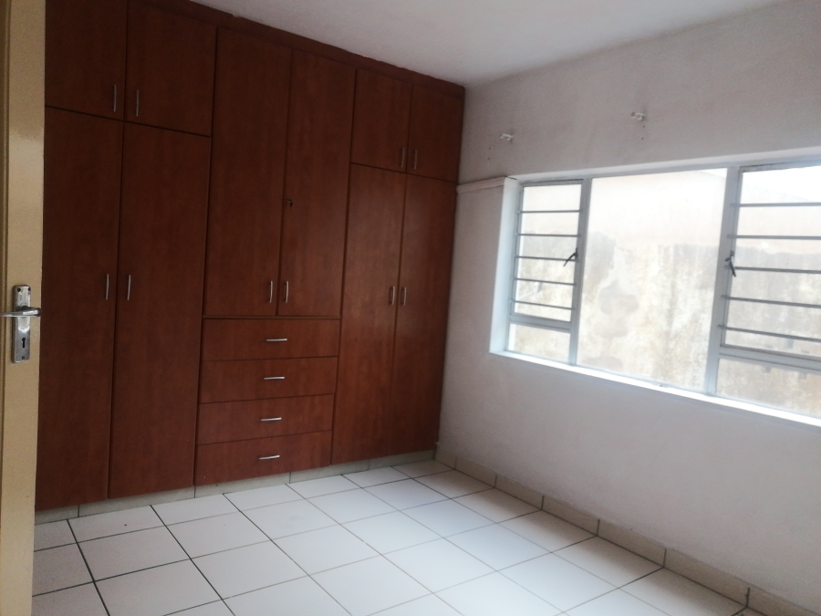 To Let 2 Bedroom Property for Rent in Umbilo KwaZulu-Natal