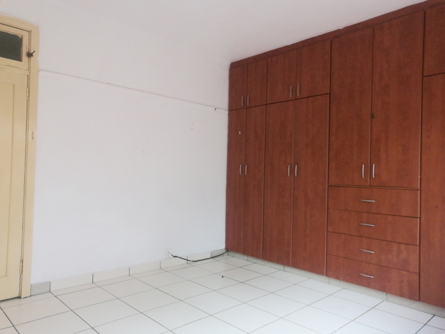 To Let 2 Bedroom Property for Rent in Umbilo KwaZulu-Natal