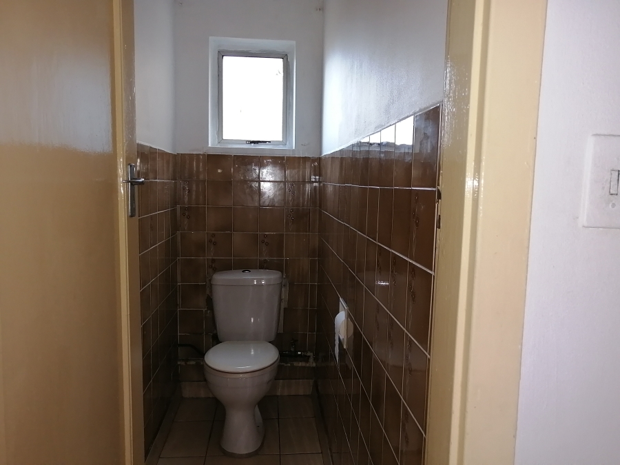 To Let 2 Bedroom Property for Rent in Umbilo KwaZulu-Natal