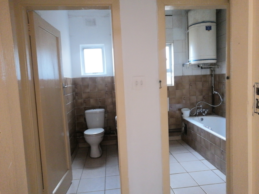 To Let 2 Bedroom Property for Rent in Umbilo KwaZulu-Natal