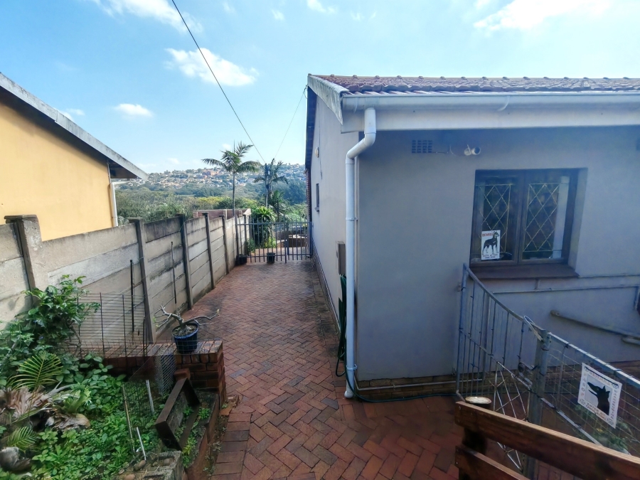 3 Bedroom Property for Sale in Ocean View KwaZulu-Natal