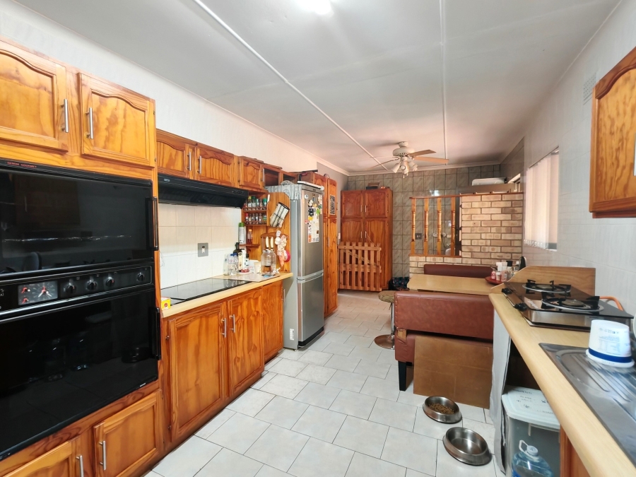 3 Bedroom Property for Sale in Ocean View KwaZulu-Natal
