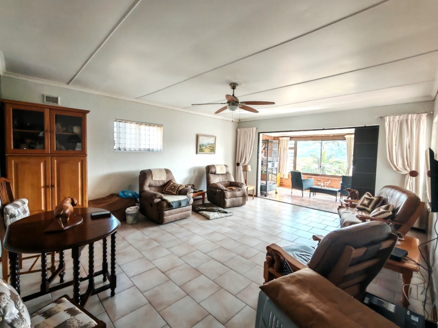 3 Bedroom Property for Sale in Ocean View KwaZulu-Natal