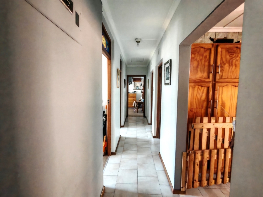3 Bedroom Property for Sale in Ocean View KwaZulu-Natal