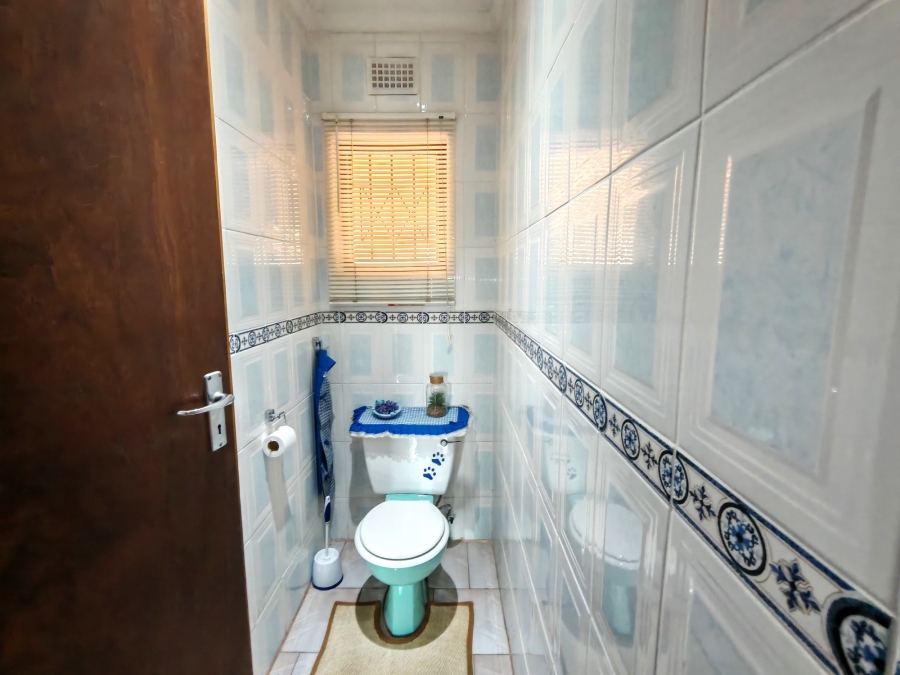 3 Bedroom Property for Sale in Ocean View KwaZulu-Natal