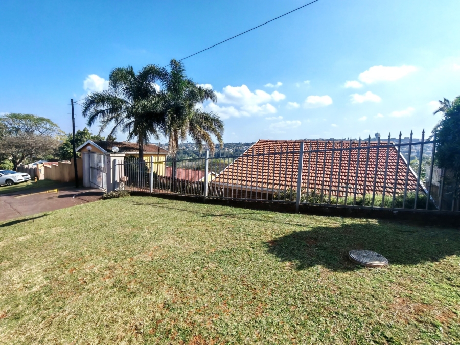 3 Bedroom Property for Sale in Ocean View KwaZulu-Natal