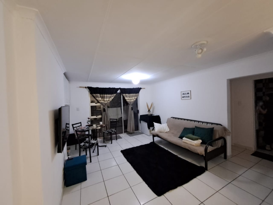 To Let 2 Bedroom Property for Rent in Ocean View KwaZulu-Natal