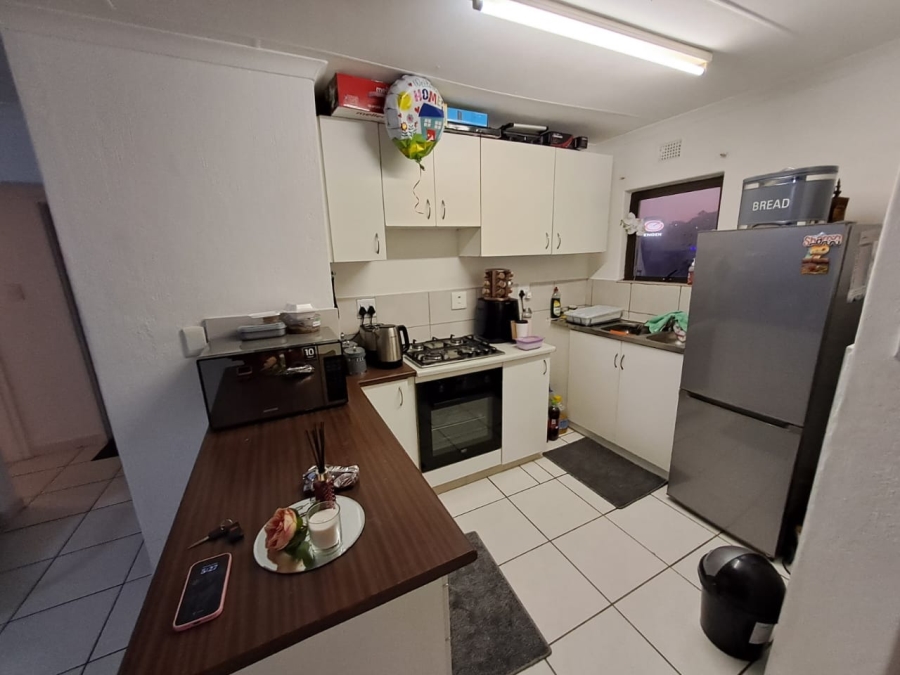 To Let 2 Bedroom Property for Rent in Ocean View KwaZulu-Natal