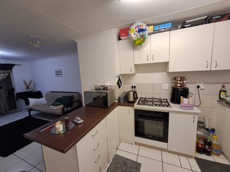 To Let 2 Bedroom Property for Rent in Ocean View KwaZulu-Natal