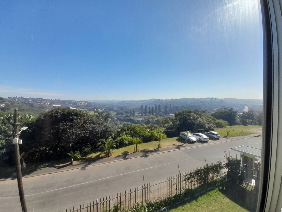To Let 1 Bedroom Property for Rent in Amanzimtoti KwaZulu-Natal