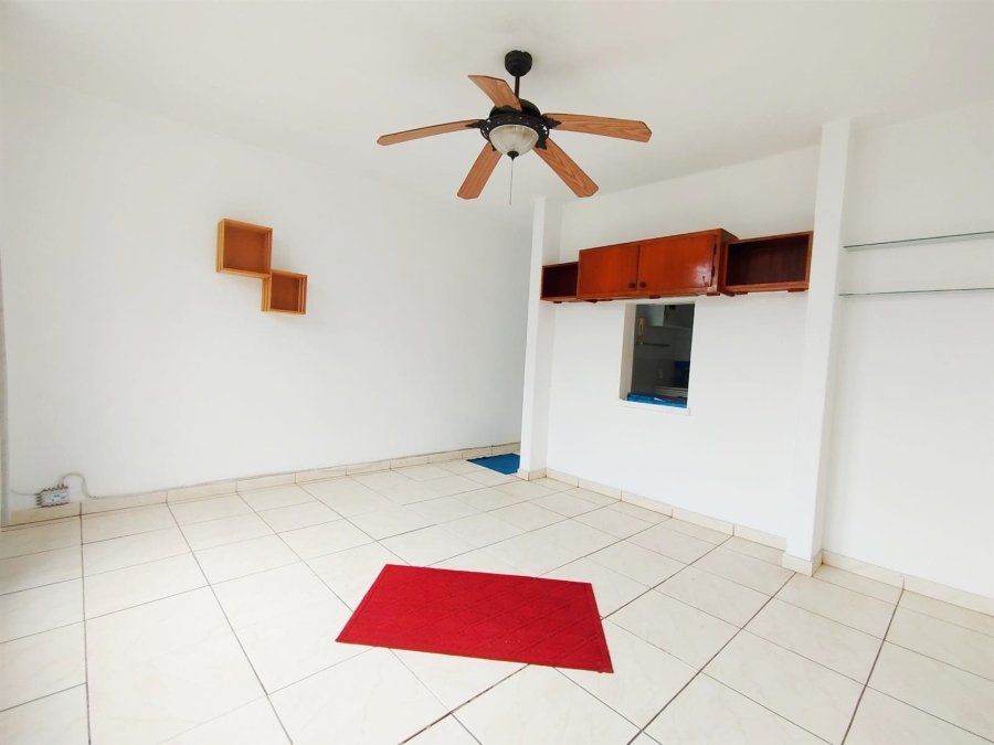 To Let 2 Bedroom Property for Rent in Bulwer KwaZulu-Natal