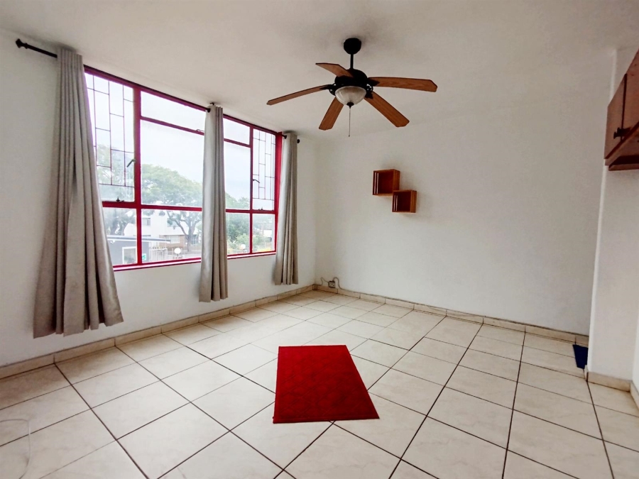 To Let 2 Bedroom Property for Rent in Bulwer KwaZulu-Natal