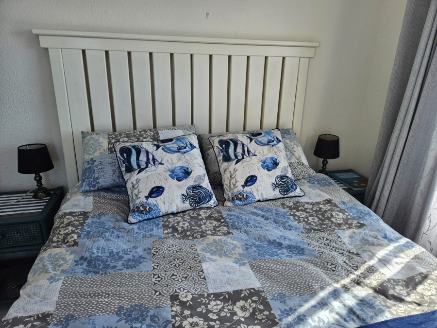 2 Bedroom Property for Sale in Uvongo KwaZulu-Natal