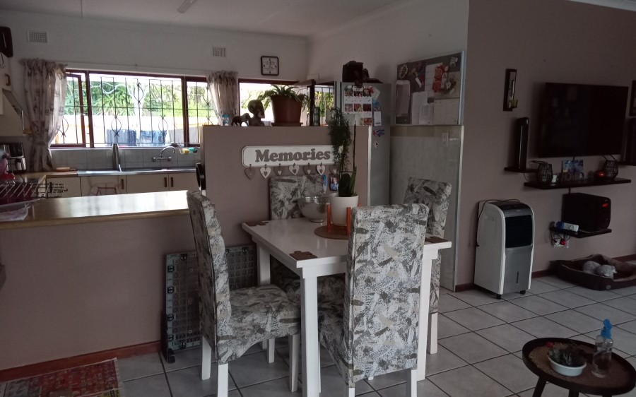 3 Bedroom Property for Sale in Manaba Beach KwaZulu-Natal