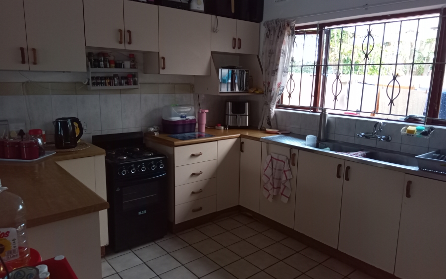 3 Bedroom Property for Sale in Manaba Beach KwaZulu-Natal
