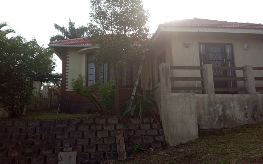 4 Bedroom Property for Sale in Manaba Beach KwaZulu-Natal