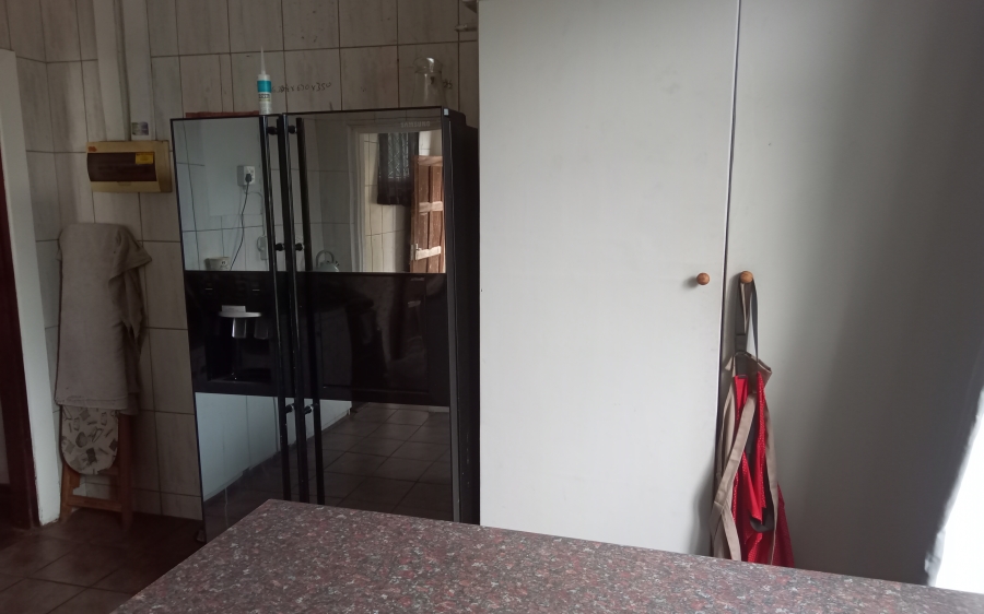4 Bedroom Property for Sale in Manaba Beach KwaZulu-Natal
