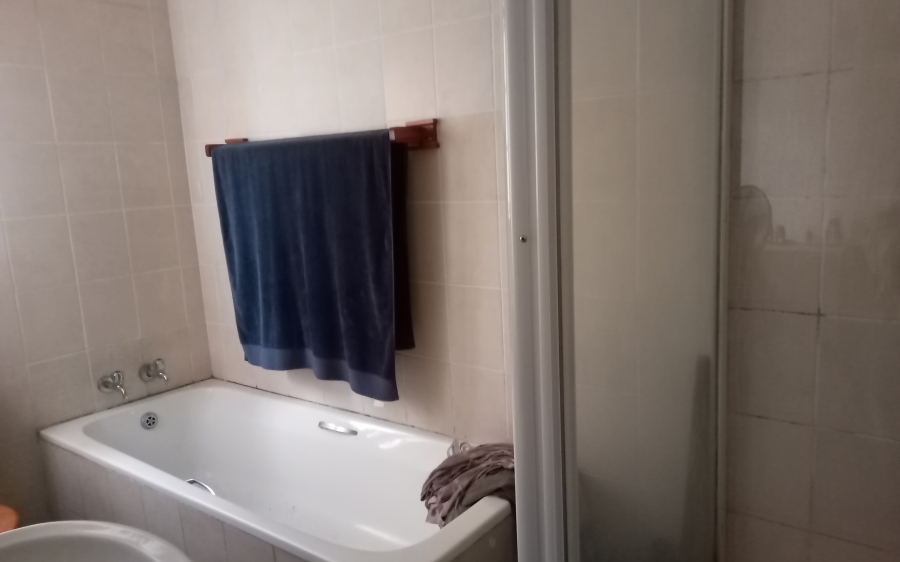 4 Bedroom Property for Sale in Manaba Beach KwaZulu-Natal