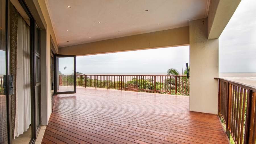 6 Bedroom Property for Sale in Tugela Mouth KwaZulu-Natal