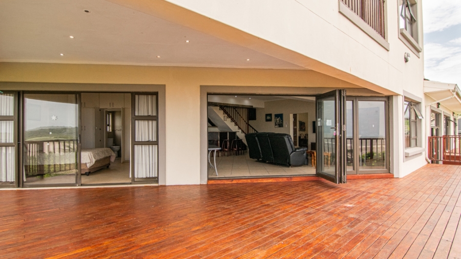 6 Bedroom Property for Sale in Tugela Mouth KwaZulu-Natal